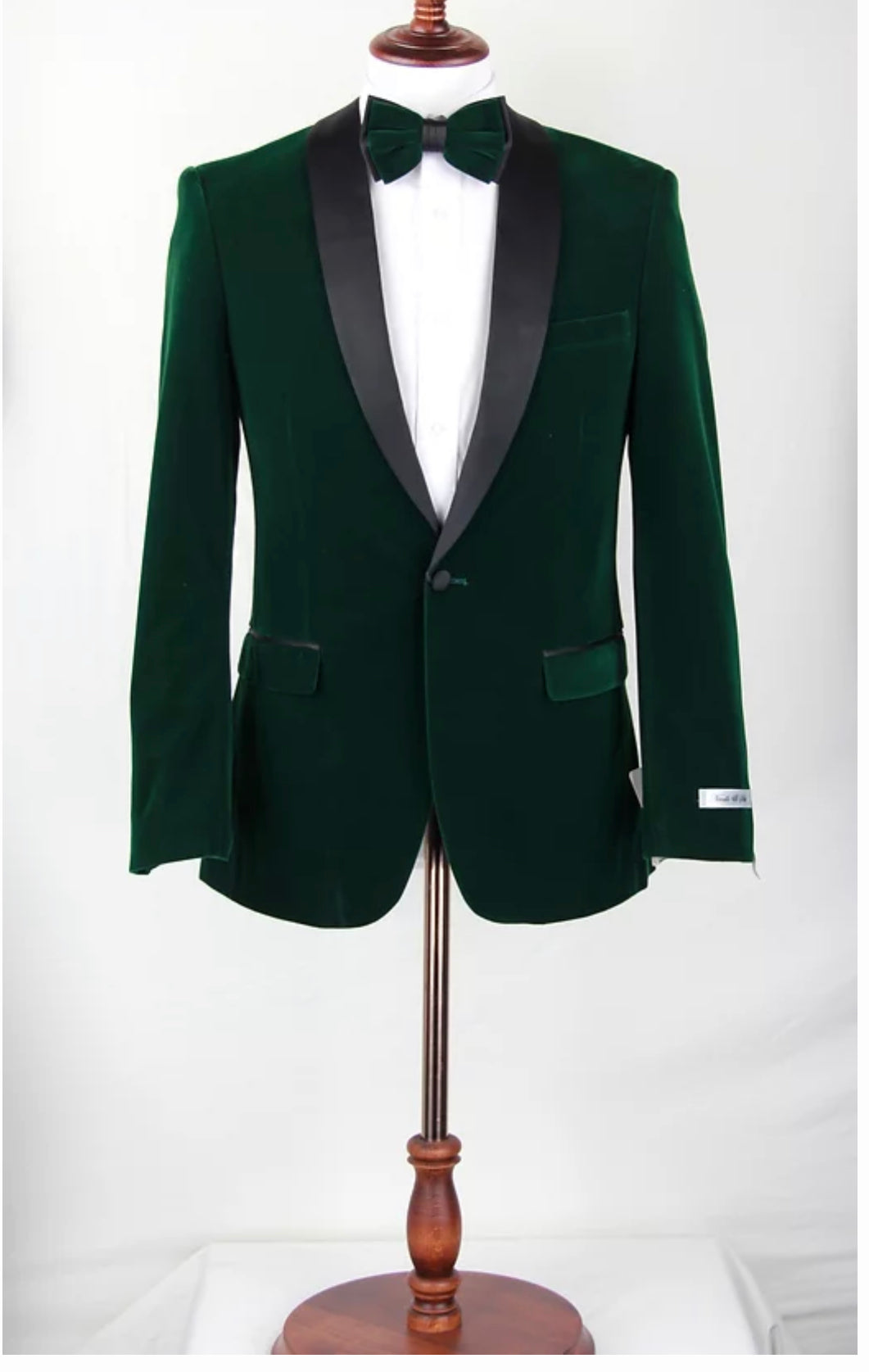 Slim-Fit Tuxedo Velvet Jacket